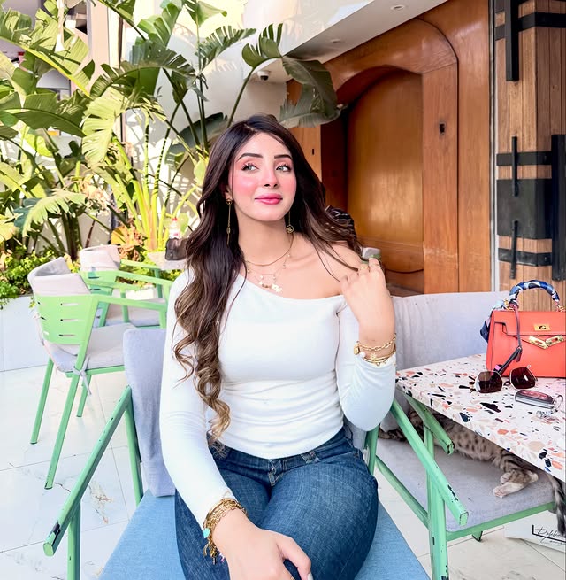 Dr Dyna Mahmoud